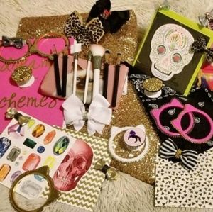 🎀🐱Various handmade made/embellished items🎀🐱